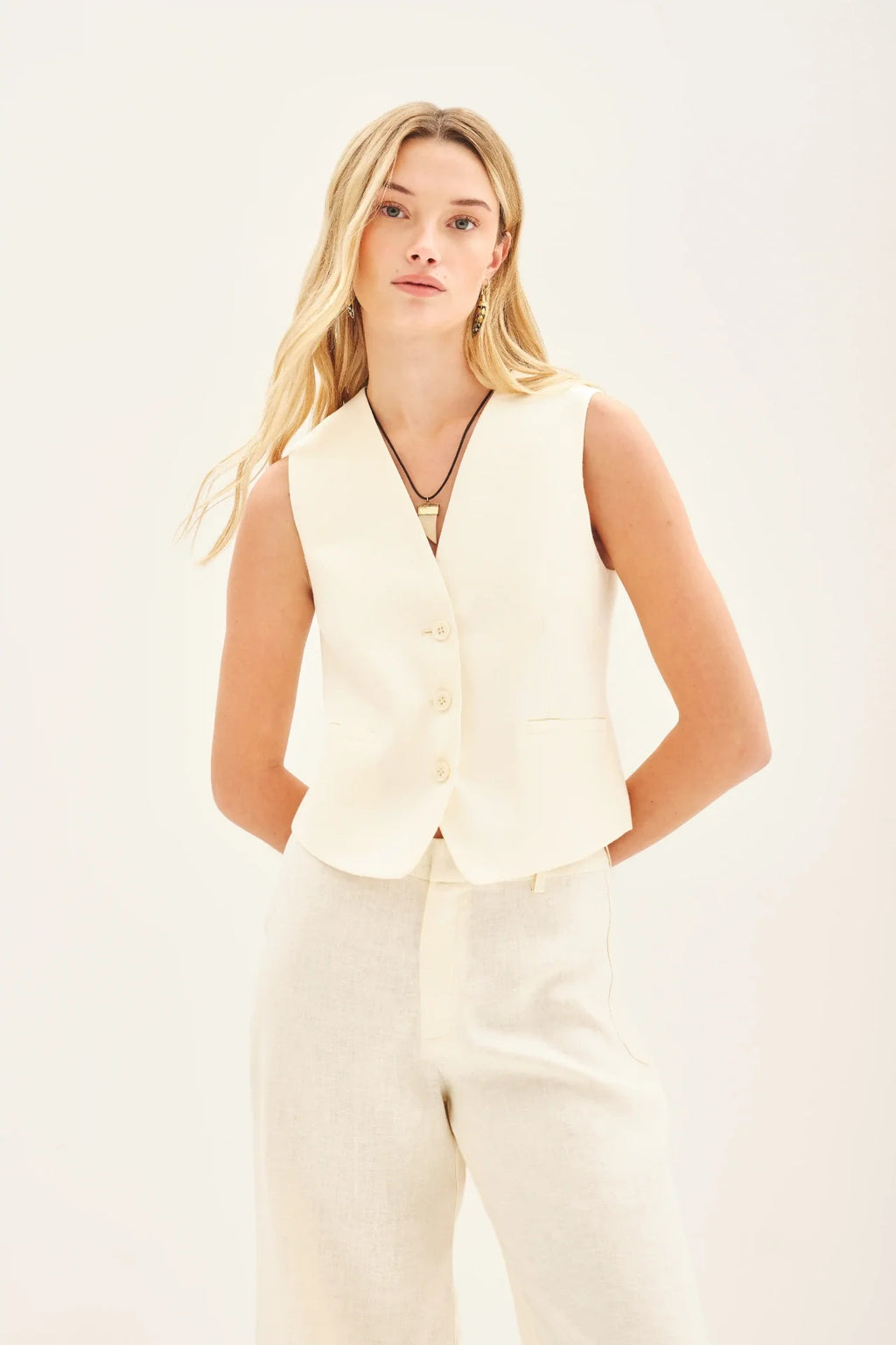 CHALECO PORTIA NOMAD