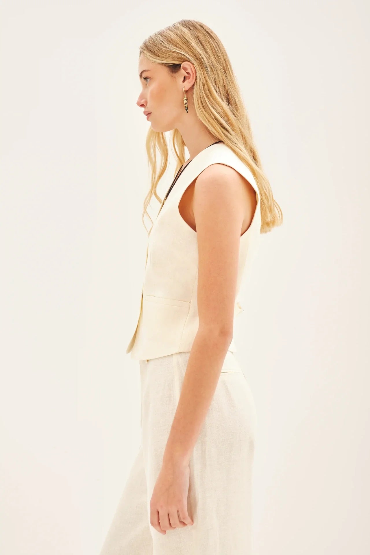 CHALECO PORTIA NOMAD