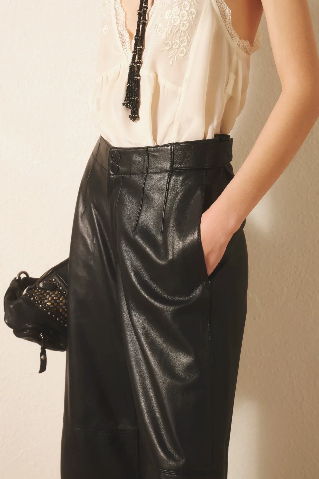 PANTALON OSAKA CUERO