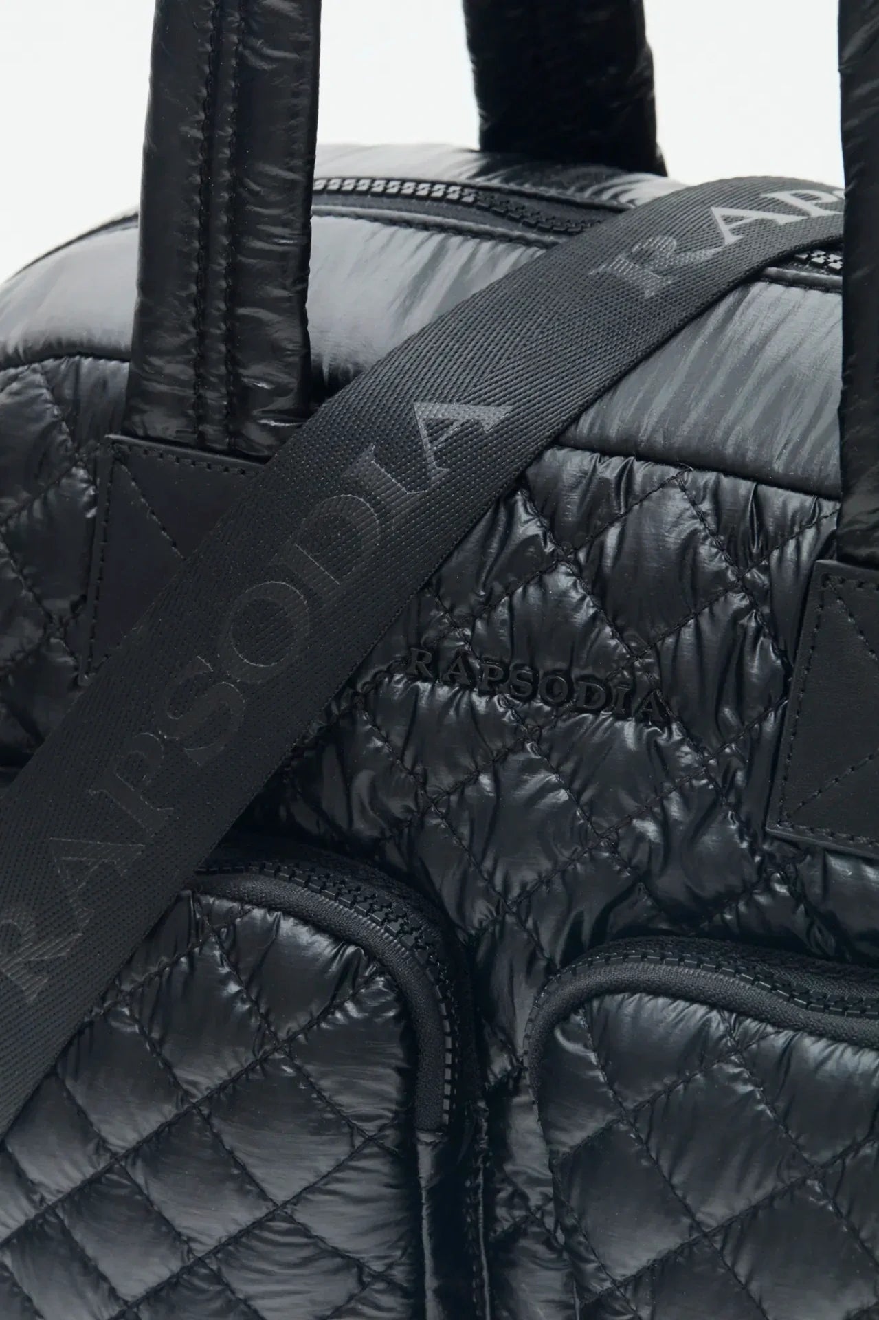 CARTERA YOGA MATELASSE