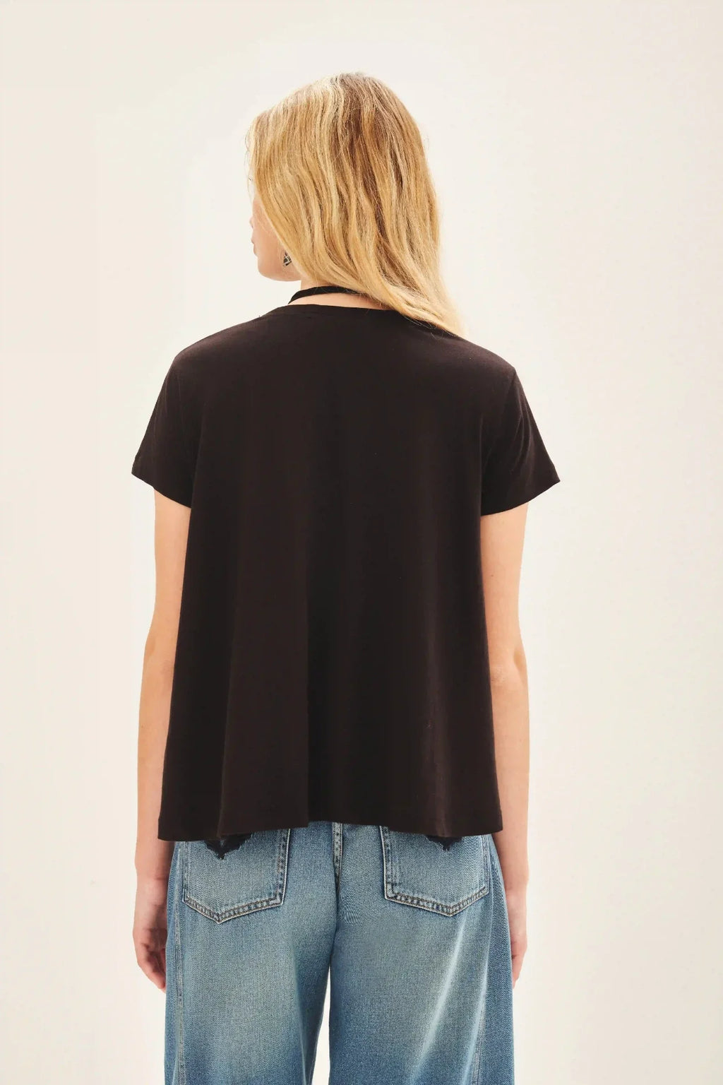 REMERA BASIC DOROTHY