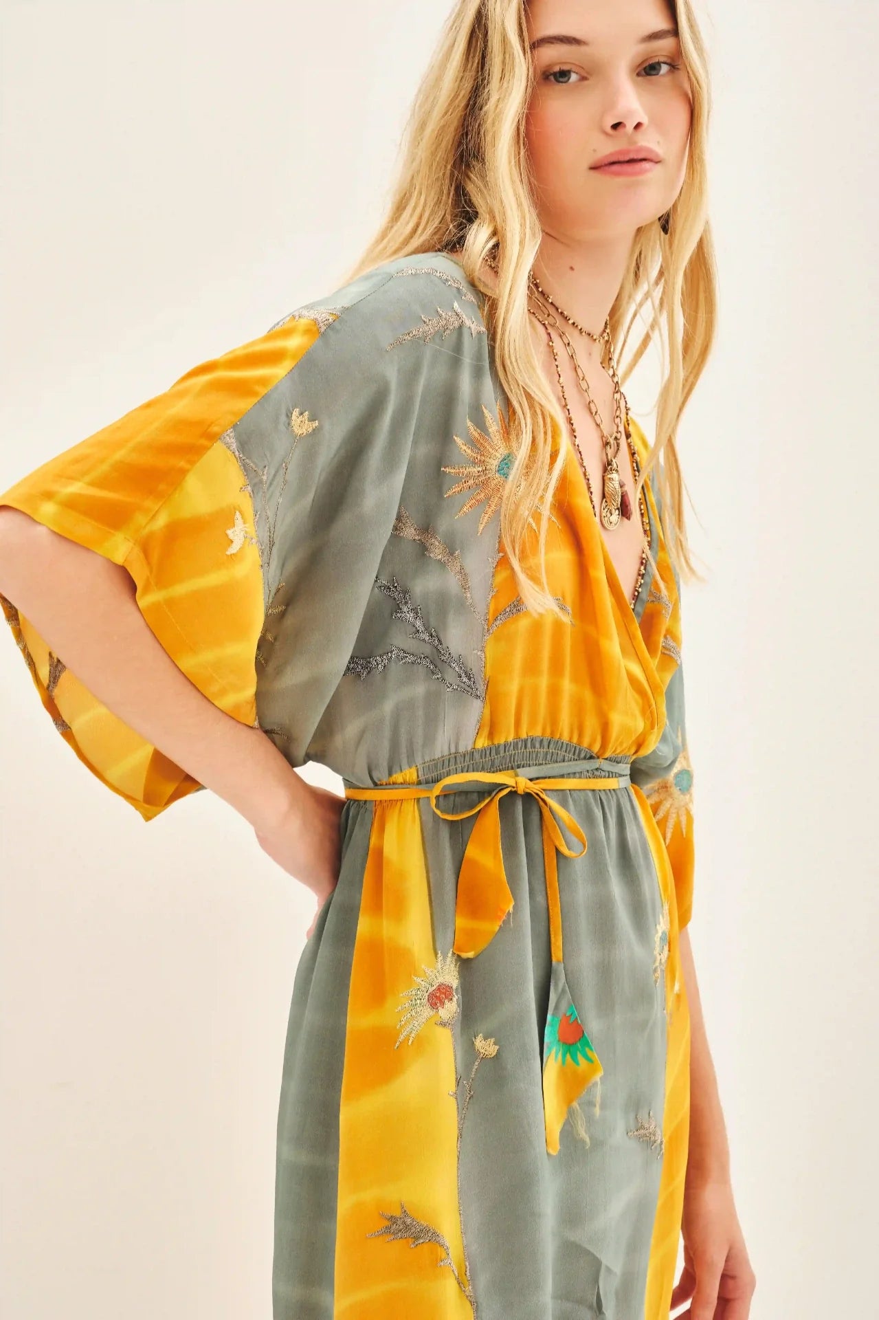 VESTIDO KIOTO SAREE FLOWER